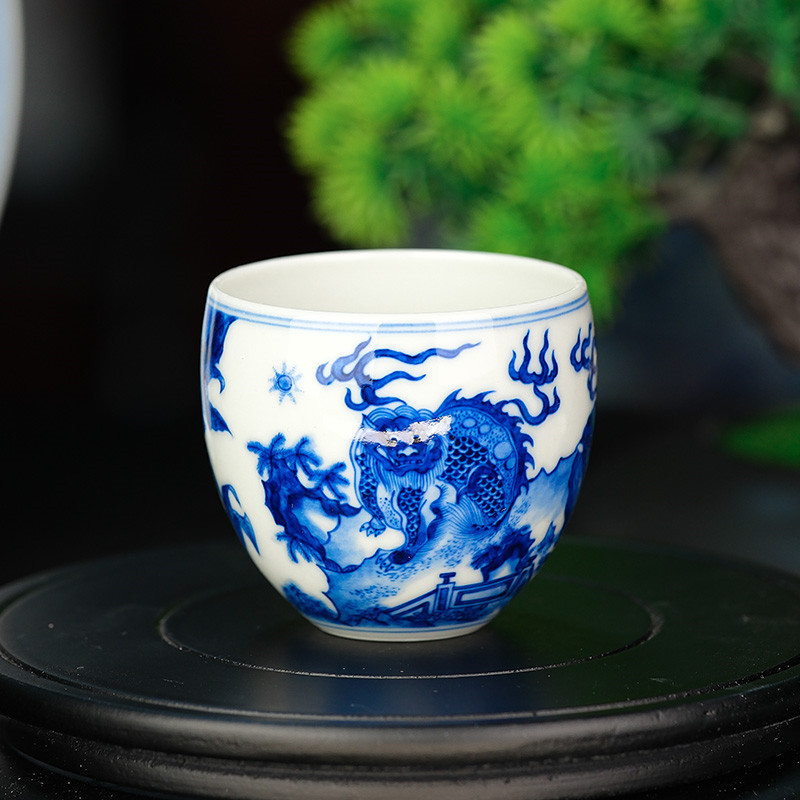 999元 青花三狮纹